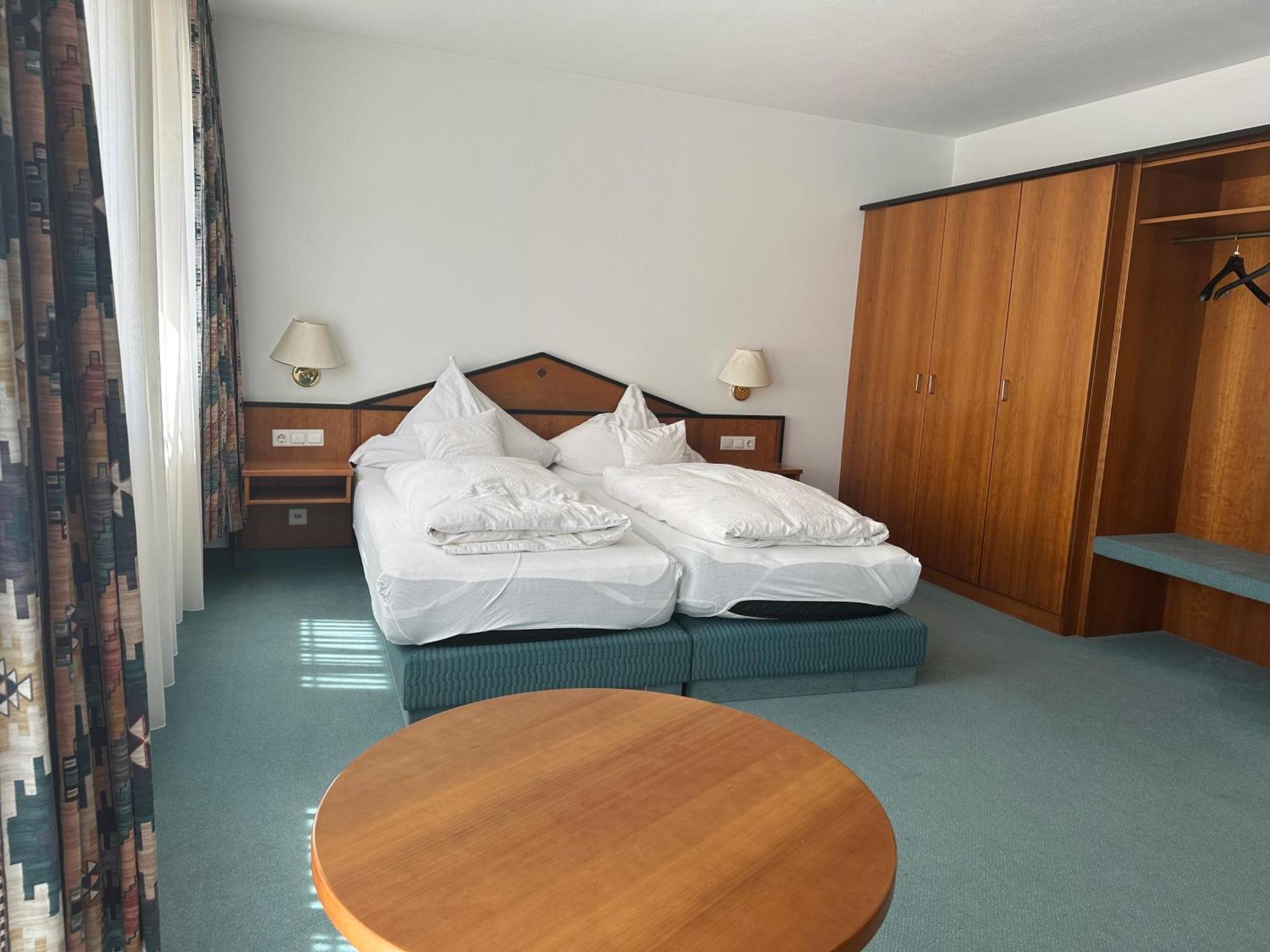 St Hotel Reichertshofen Exterior foto