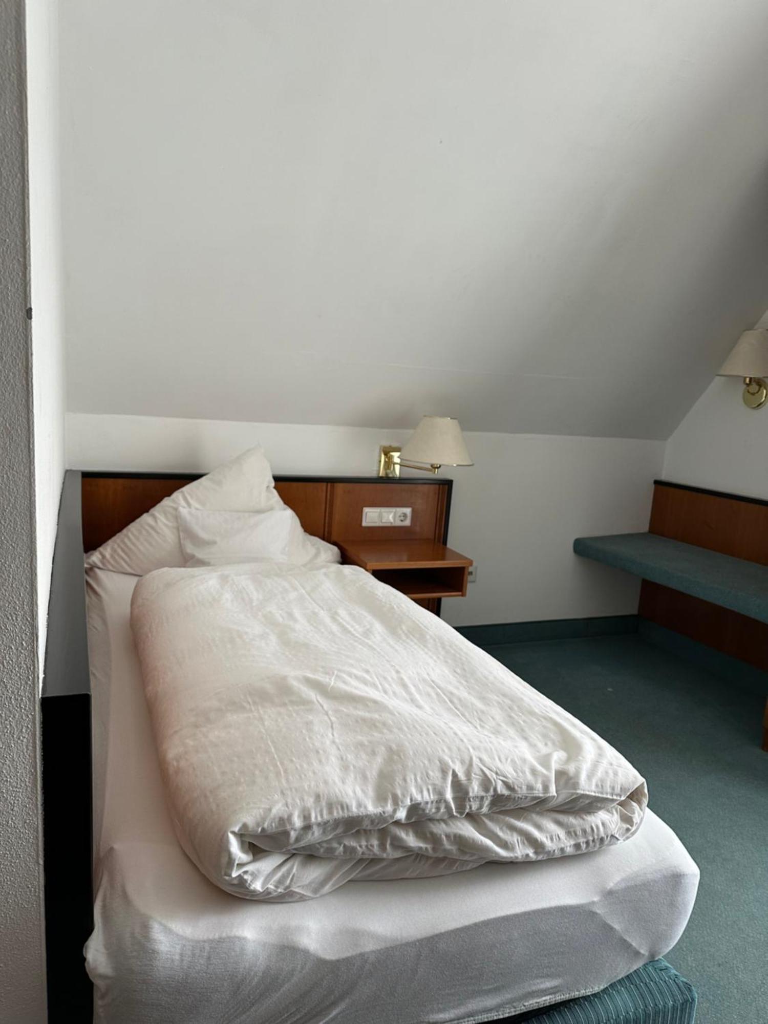 St Hotel Reichertshofen Exterior foto